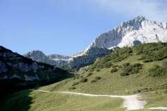 Prüfungsvorbereitungen der Bergwacht München an der Alpspitze