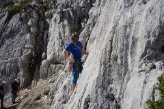 Prüfungsvorbereitungen der Bergwacht München an der Alpspitze