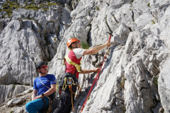 Prüfungsvorbereitungen der Bergwacht München an der Alpspitze