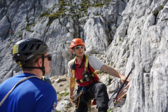 Prüfungsvorbereitungen der Bergwacht München an der Alpspitze