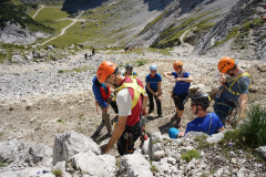 Prüfungsvorbereitungen der Bergwacht München an der Alpspitze